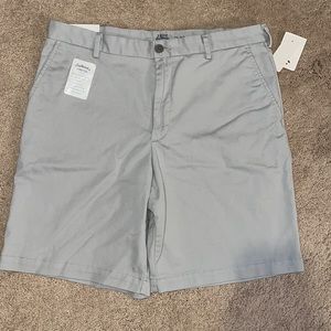 IZOD Light Grey Khaki Shorts